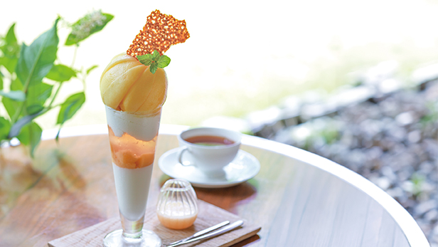 茶舎  ≪季節限定≫ 桃パフェはじめます